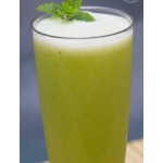 SUCO NATURAL DE ABACAXI COM HORTELÃ