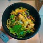 YAKISOBA DE FRANGO