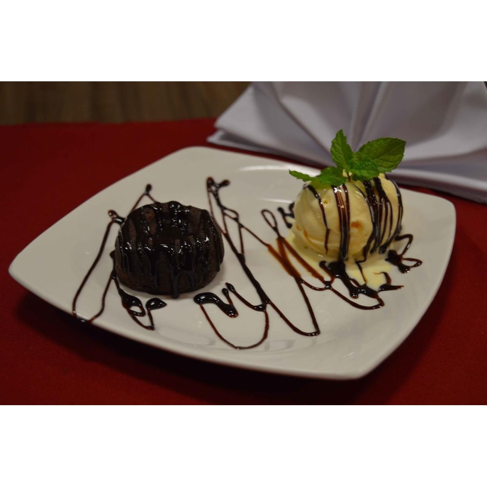 PETIT GATEAU COM SORVETE